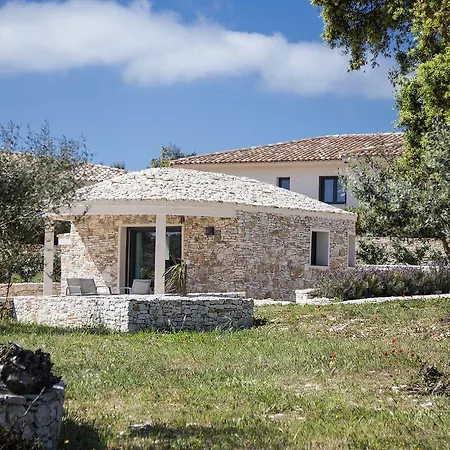 L'albitru Holiday home *